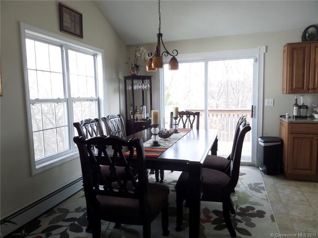 17 Marsh Hill Rd, Naugatuck, CT 06770