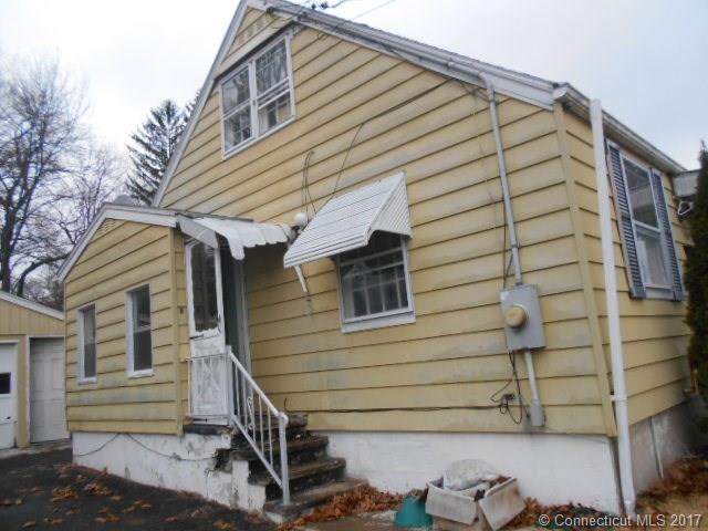 194Hoadley St, Naugatuck, CT 06770