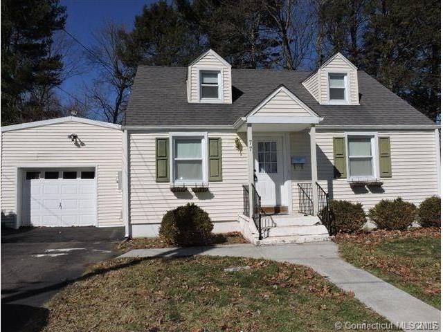 77 Chestnut Street, Naugatuck, CT 06770