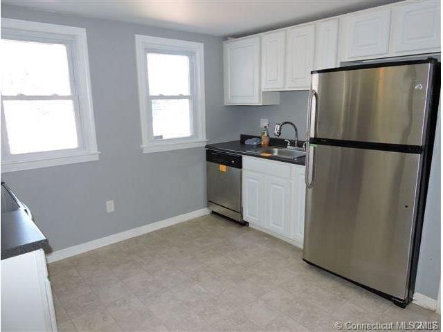 77 Chestnut Street, Naugatuck, CT 06770