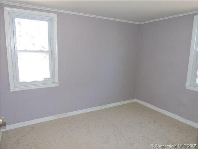 77 Chestnut Street, Naugatuck, CT 06770