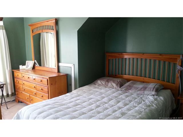 115Aetna St, Naugatuck, CT 06770
