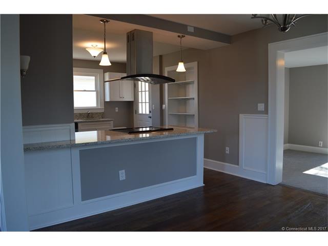 37 Lone Oak ave, Waterbury, CT 06770