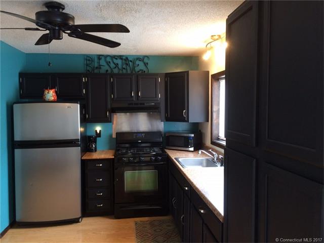 200 Horton Hill Rd, Naugatuck, CT 06770