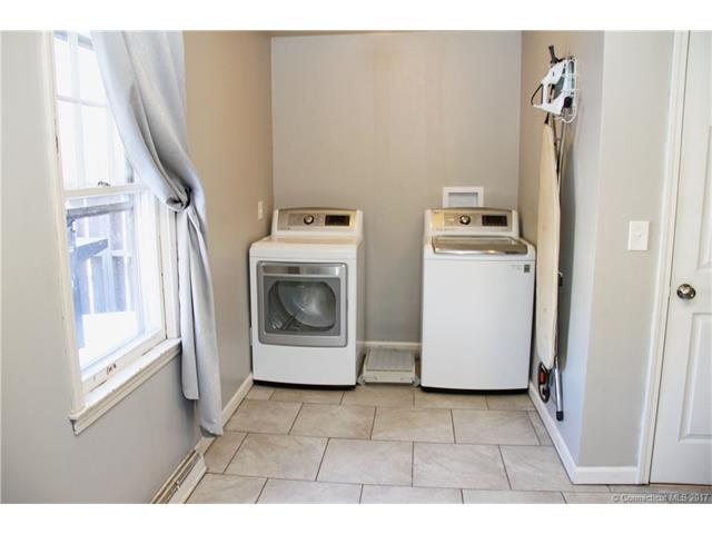62Goodyear Ave, Naugatuck, CT 06770