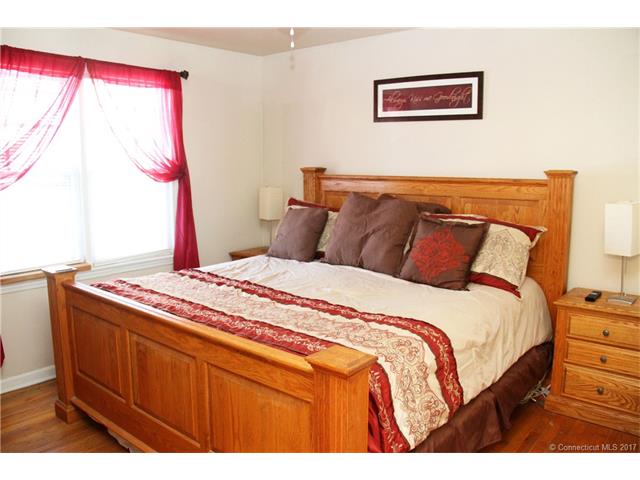 62Goodyear Ave, Naugatuck, CT 06770
