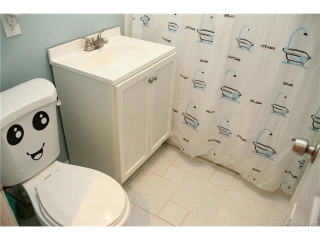 65Corn Tassle Rd, Naugatuck, CT 06770