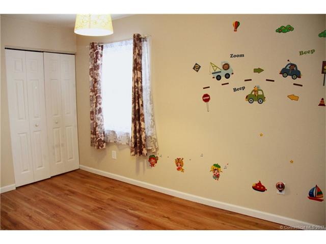 65Corn Tassle Rd, Naugatuck, CT 06770
