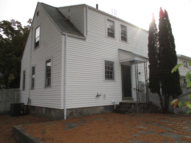 96 N Hoadley StNaugatuck, CT, 06770New Haven County