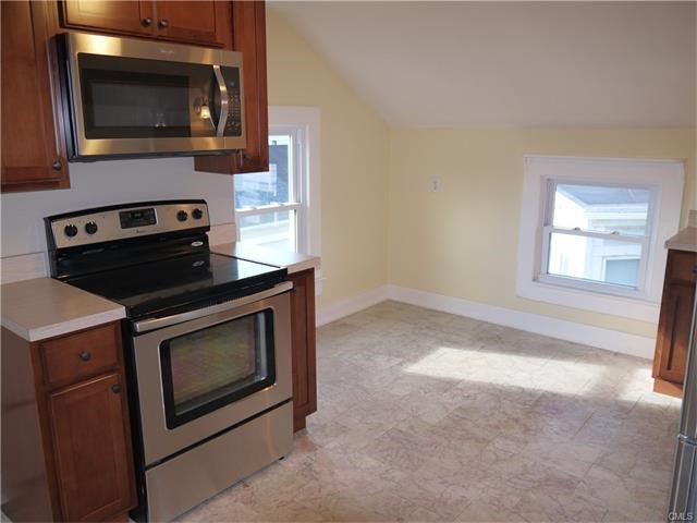 18 Whittlesey Avenue, New Milford, CT 06776