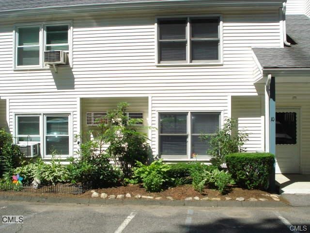 10 Canterbury Court, New Milford, CT 06776