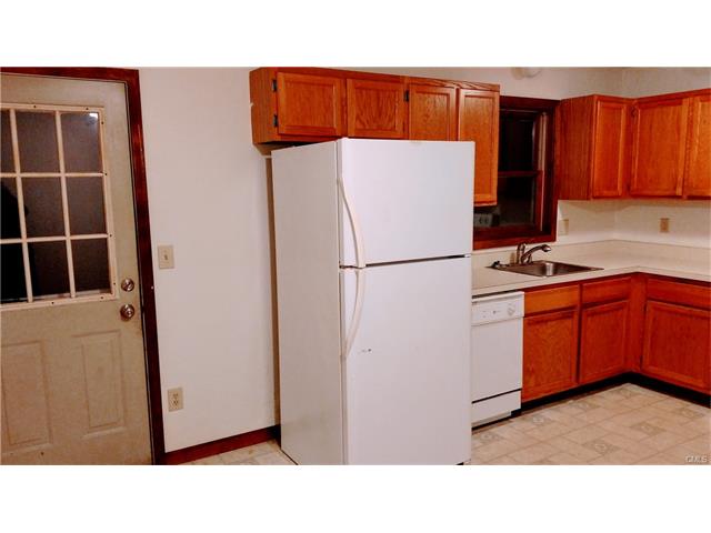 86 Fordyce Road, New Milford, CT 06776