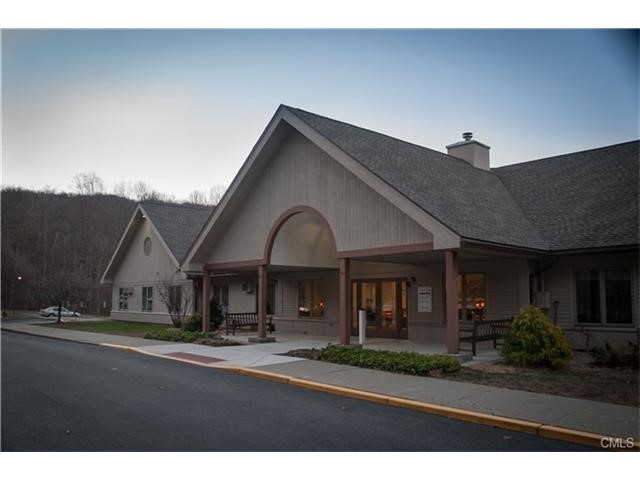 200 Chestnut Grove, New Milford, CT 06776
