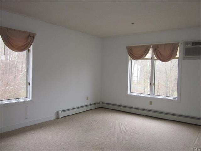 200 Chestnut Grove, New Milford, CT 06776