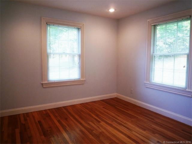 807Candlewood Lake Rd, New Milford, CT 06776