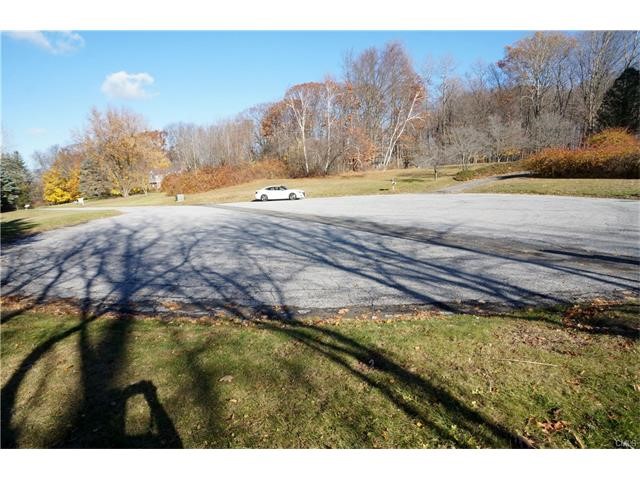 28 Saddle Ridge Road, New Milford, CT 06776