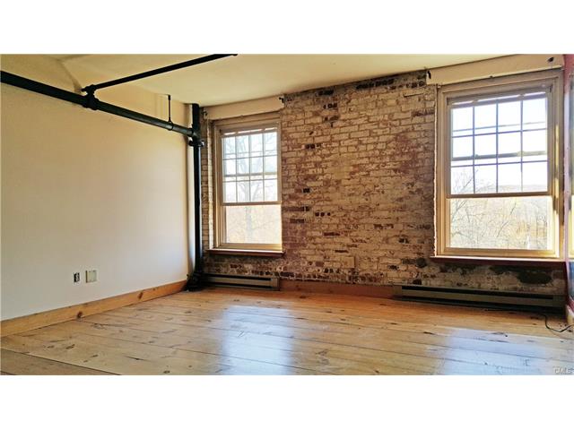 65 West Street, New Milford, CT 06776