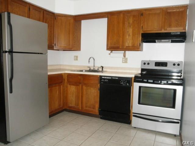 101 Valley Drive, New Milford, CT 06776
