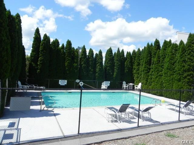 101 Valley Drive, New Milford, CT 06776