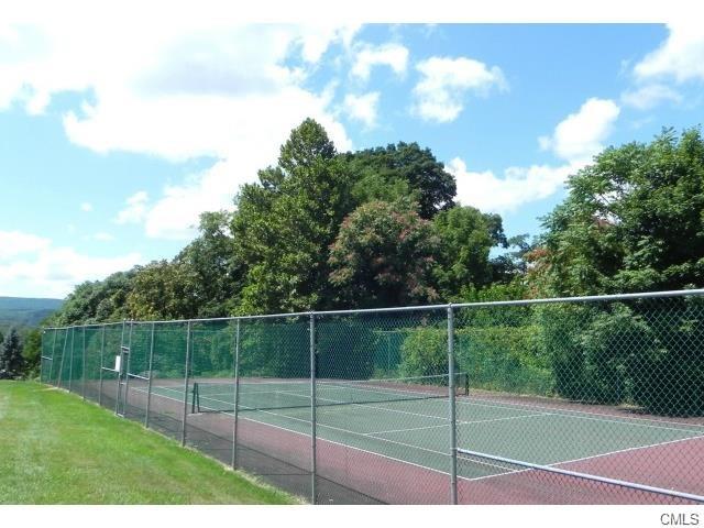 101 Valley Drive, New Milford, CT 06776