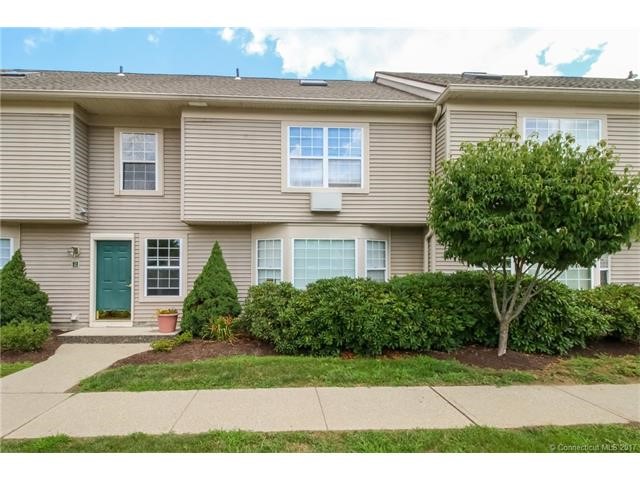 72Glen Ridge Ct #72, New Milford, CT 06776