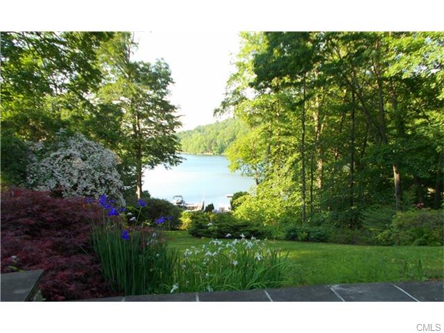2 Chimney Point Road, New Milford, CT 06776