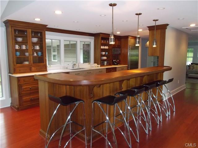 2 Chimney Point Road, New Milford, CT 06776