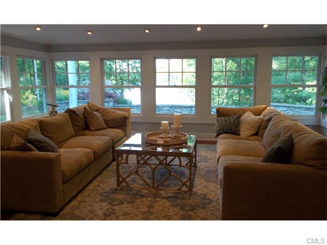 2 Chimney Point Road, New Milford, CT 06776