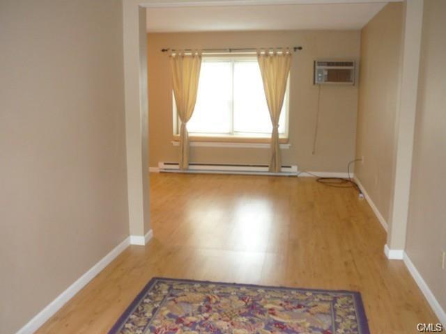 20 Canterbury Court, New Milford, CT 06776