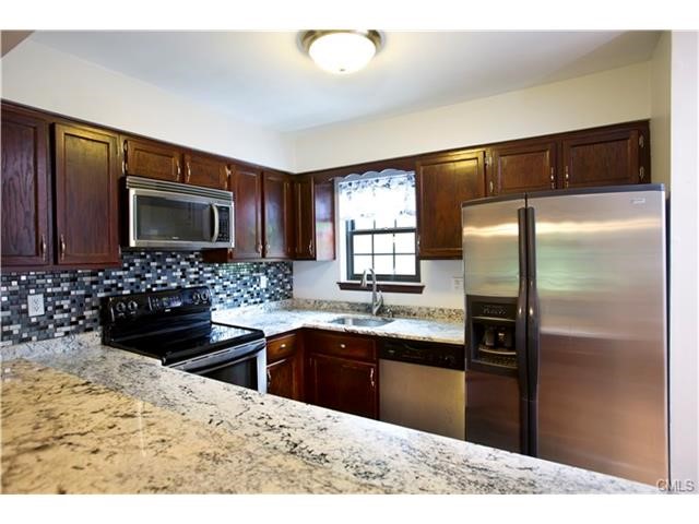 129 Aspetuck Village, New Milford, CT 06776