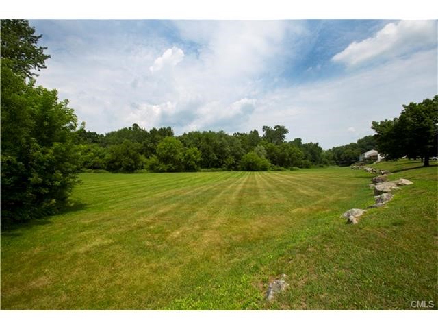129 Aspetuck Village, New Milford, CT 06776