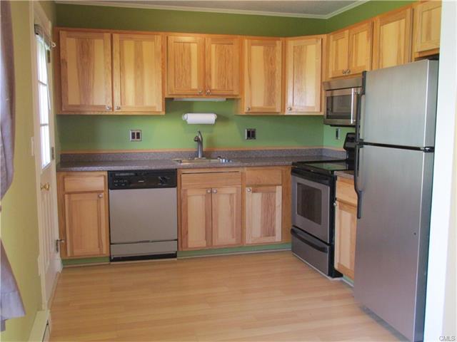 59 Glen Ridge Court, New Milford, CT 06776