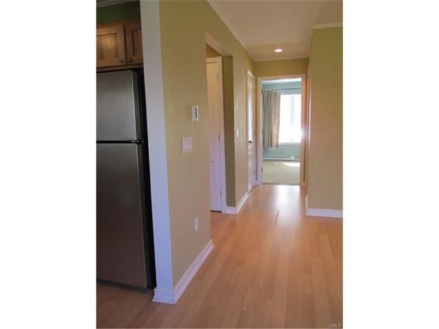 59 Glen Ridge Court, New Milford, CT 06776