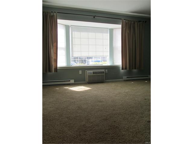 59 Glen Ridge Court, New Milford, CT 06776