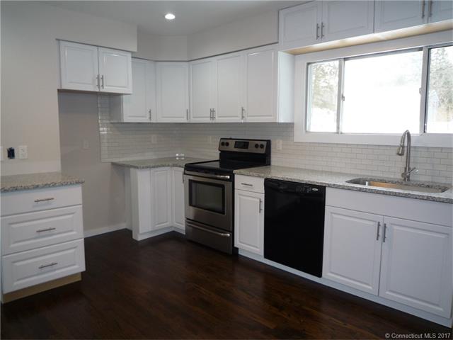 5Cannon Ln, New Milford, CT 06776