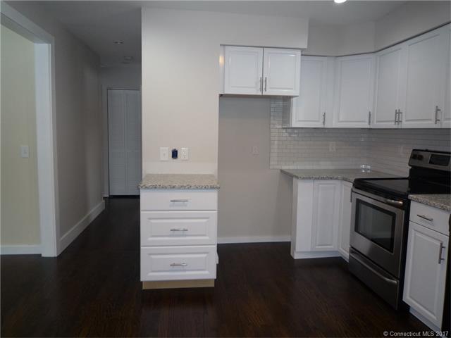 5Cannon Ln, New Milford, CT 06776