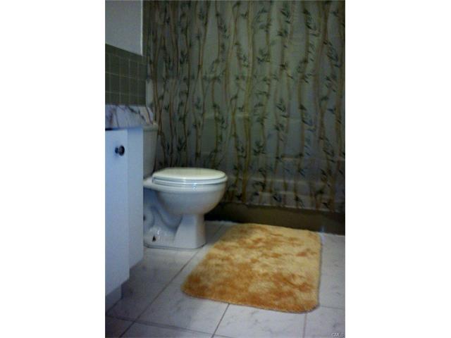 18 Canterbury Arms, New Milford, CT 06776