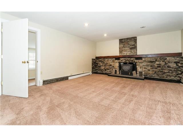 2 Candlewood Mountain Road, New Milford, CT 06776