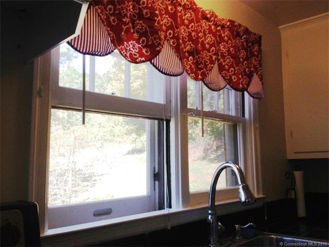 300 Riverside St, Watertown, CT 06779