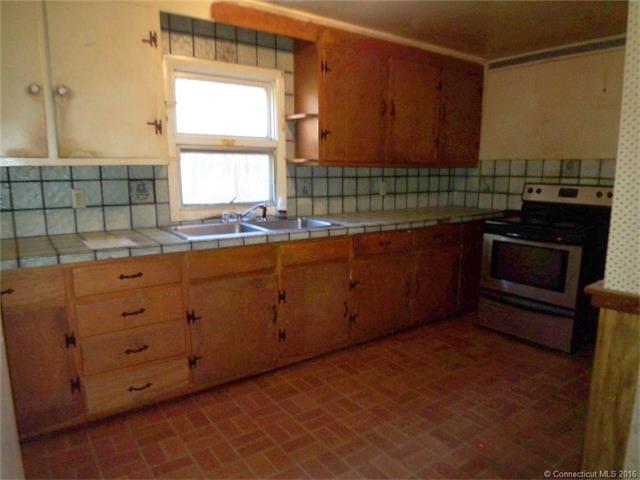 463 Carter Rd, Plymouth, CT 06782