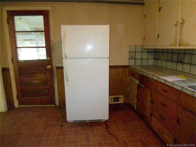 463 Carter Rd, Plymouth, CT 06782