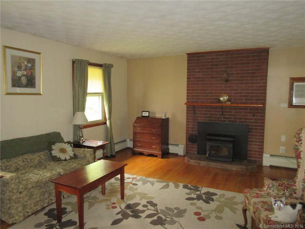 11 Patricia Avenue, Plymouth, CT 06786