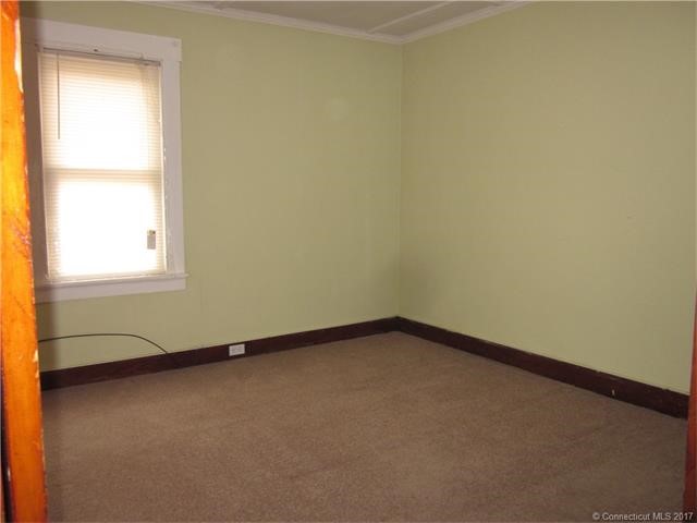 120Jackson St, Torrington, CT 06790
