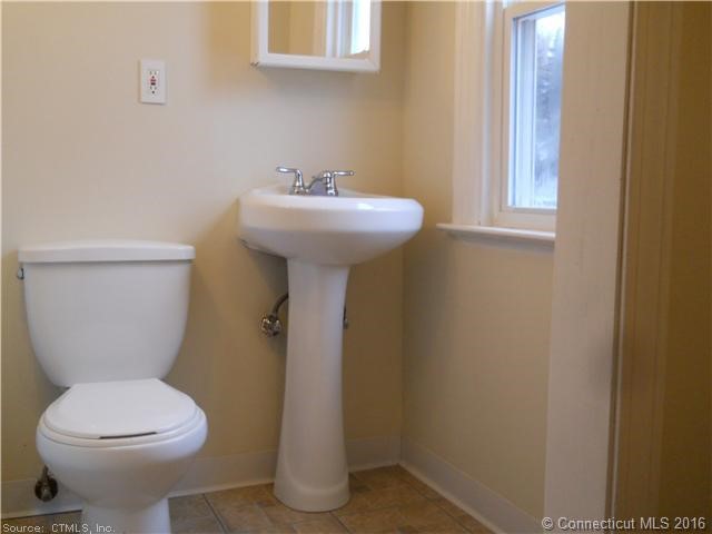 1Oregon St, Torrington, CT 06790