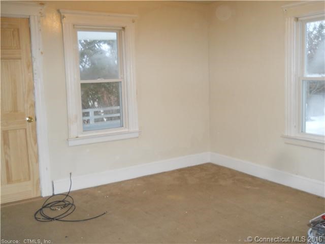 1Oregon St, Torrington, CT 06790