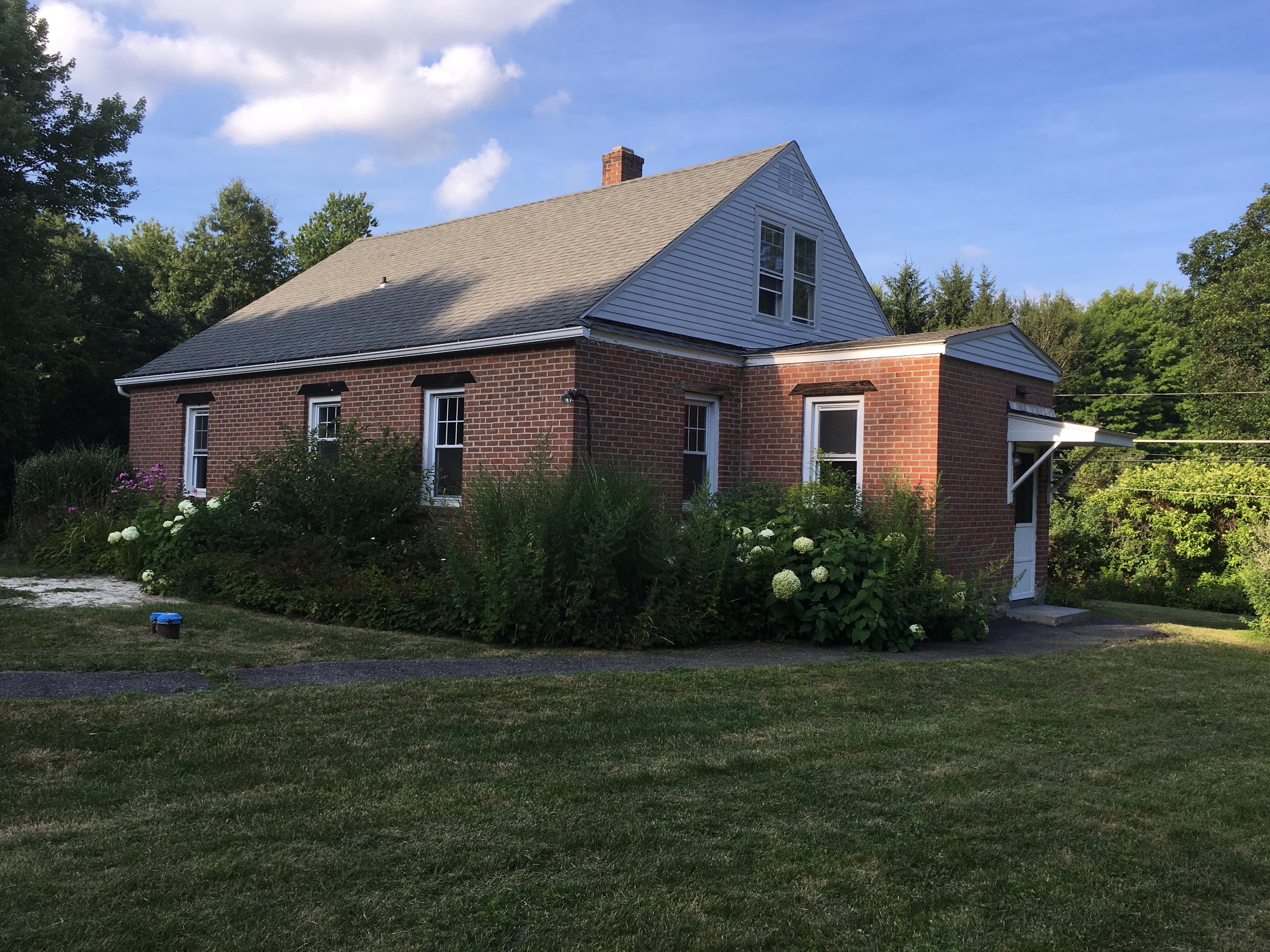 4 Rossi Rd, Torrington, CT 06790