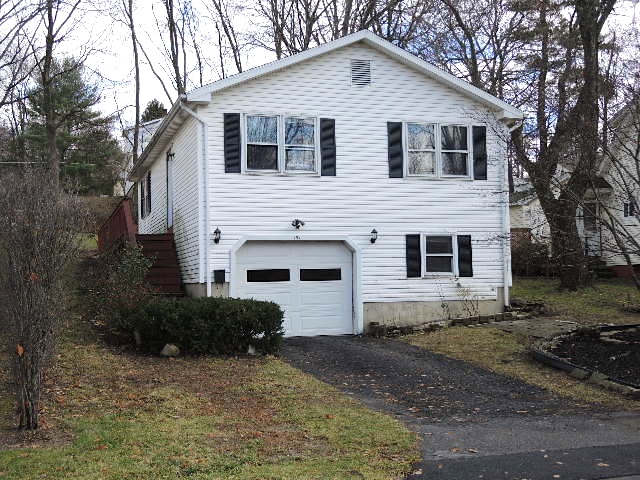 191 Barton St, Torrington, CT 06790
