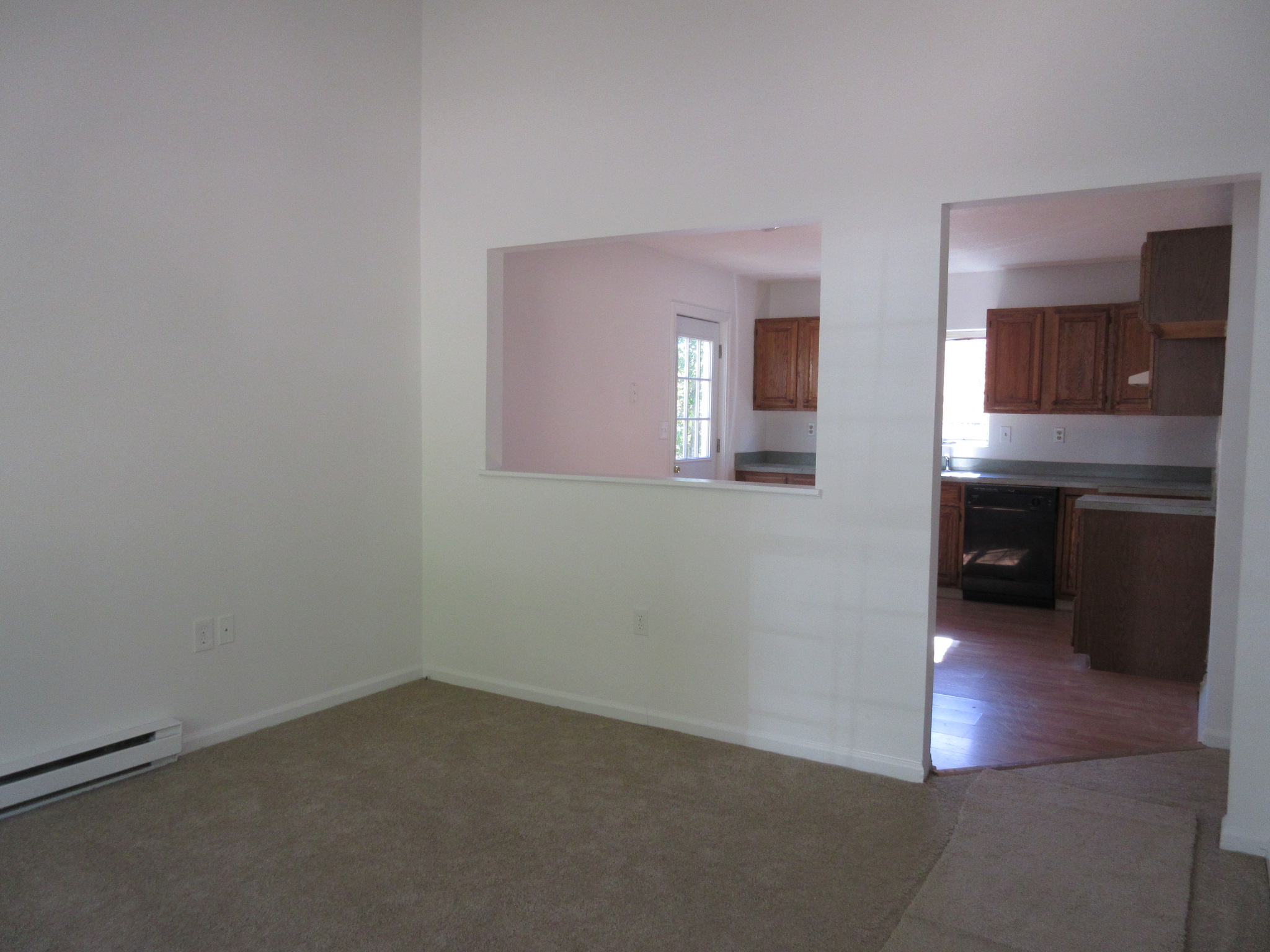 127 Hyde St, Torrington, CT 06790
