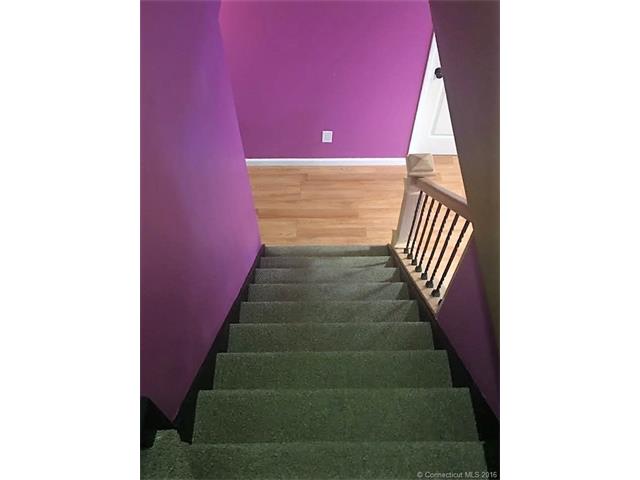 23 Pershing St, Torrington, CT 06790
