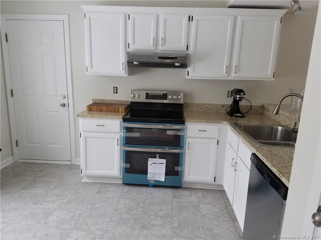 146 Trotters Way, Torrington, CT 06790
